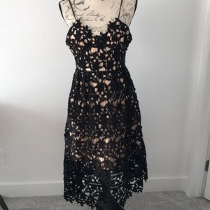Women’s Lace A-line midi Dress size Medium (NWOT)